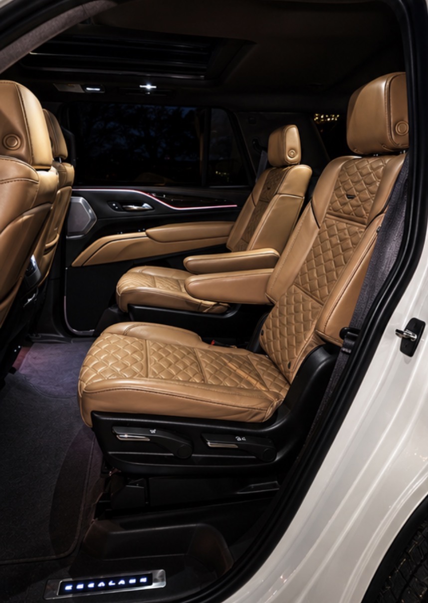 DW Cadillac — Second row